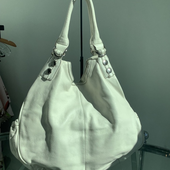 Marc by Marc Jacobs White Leather Shoulder Bag